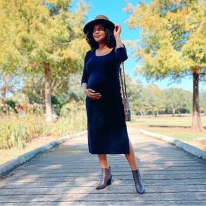 The Nines by HATCH™ 3/4 Sleeve Ribbed Jersey
Maternity Dress Dark Black M